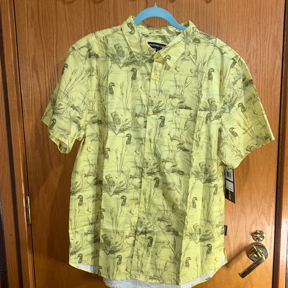Psycho Tuna Men's XL Yellow Ducks Shirt